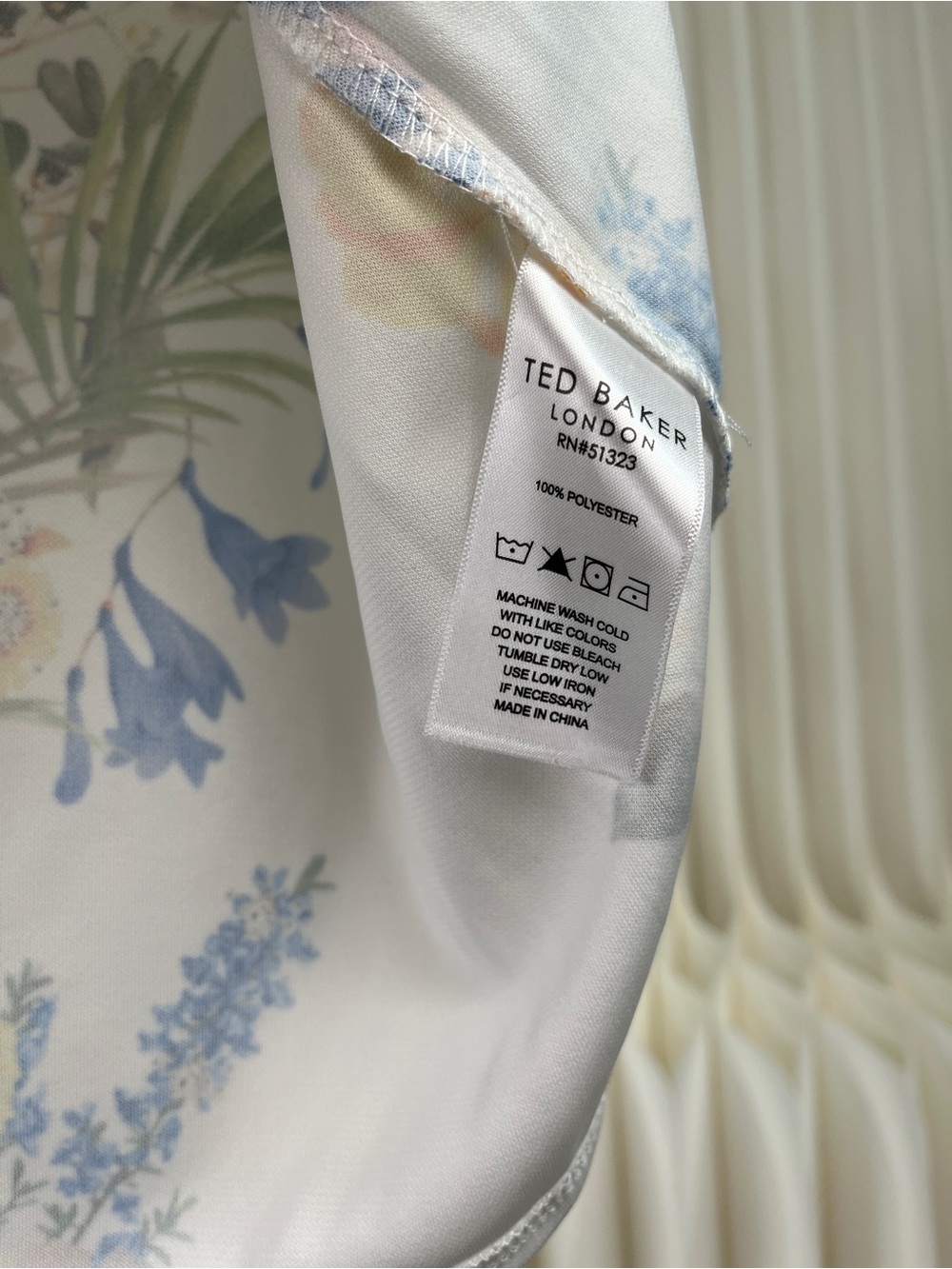 Ted Baker Floral Graphic T-shirt - Picture 10 of 11